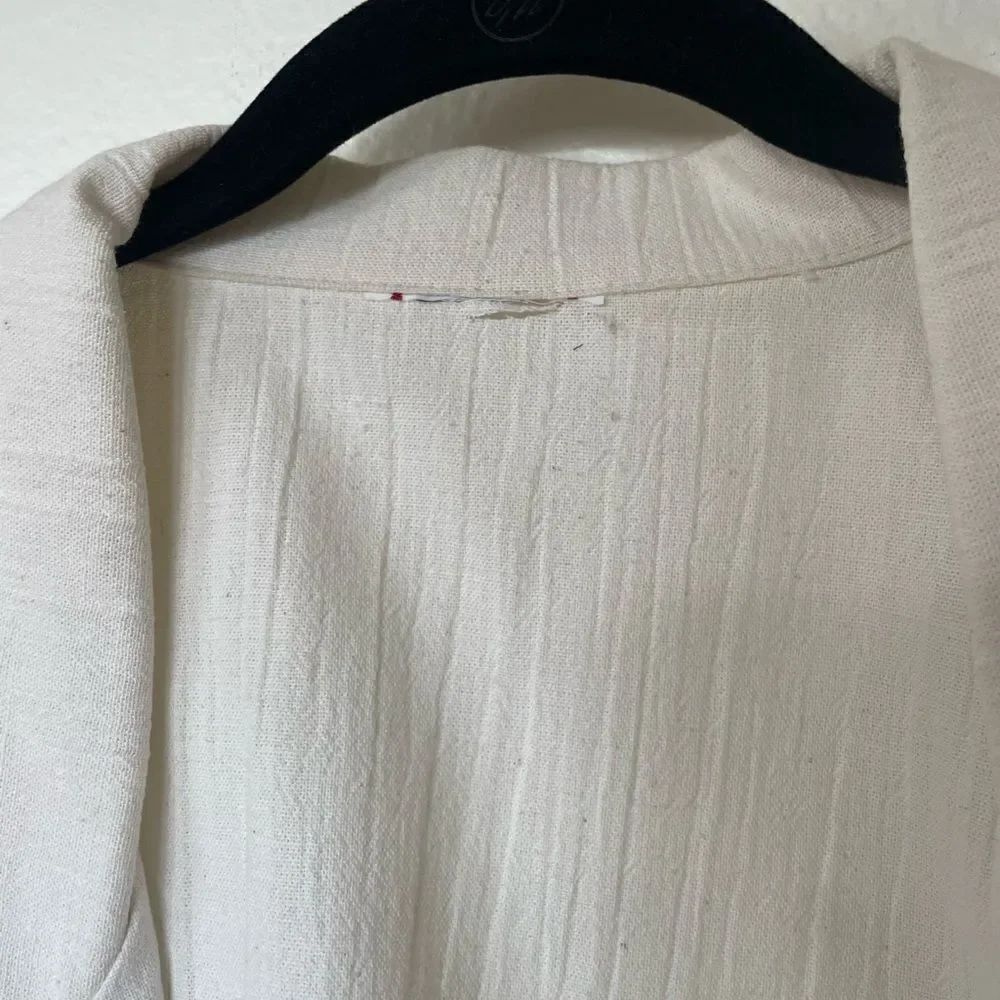 White textured  blazer - Picture 5 of 6
